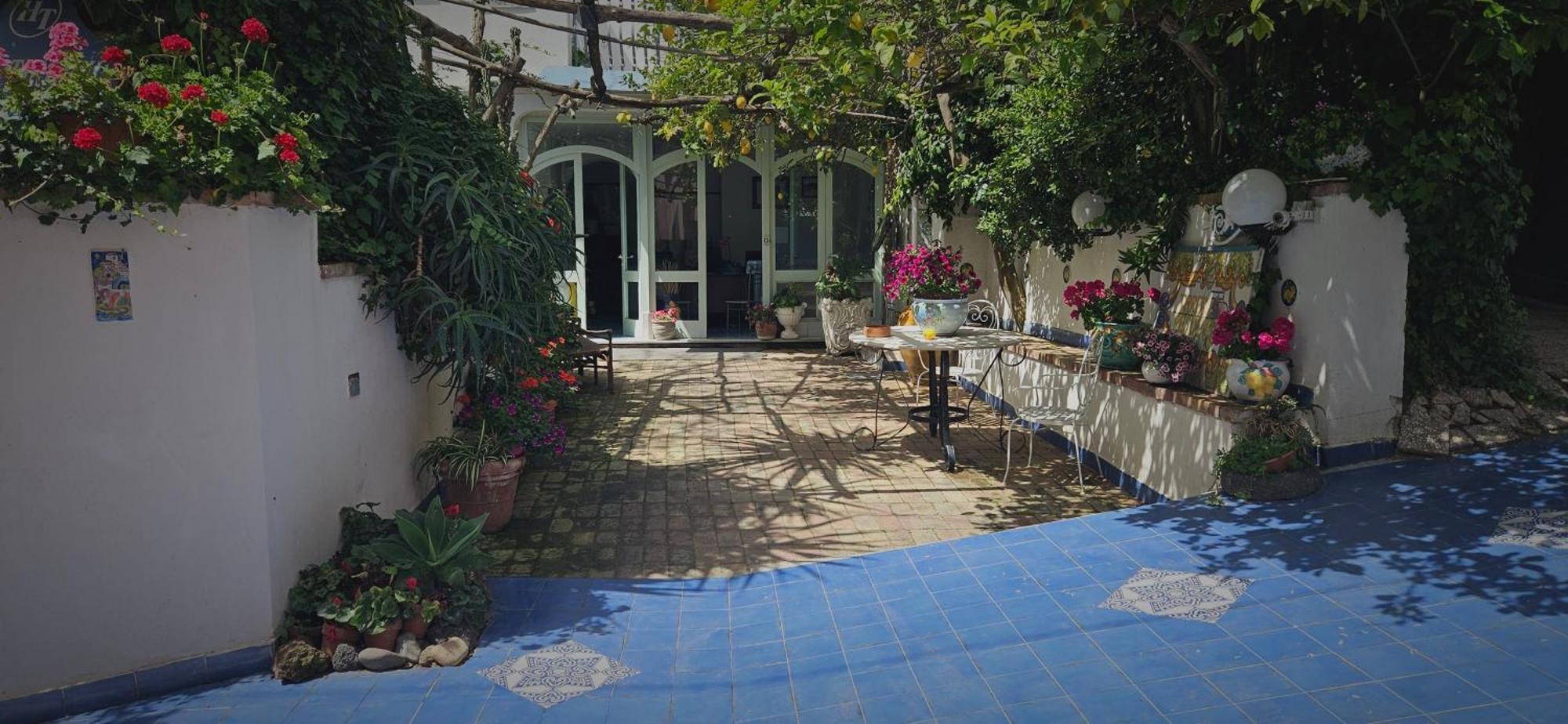 Piccolo Tirreno Hotel Residence Procida Exteriér fotografie